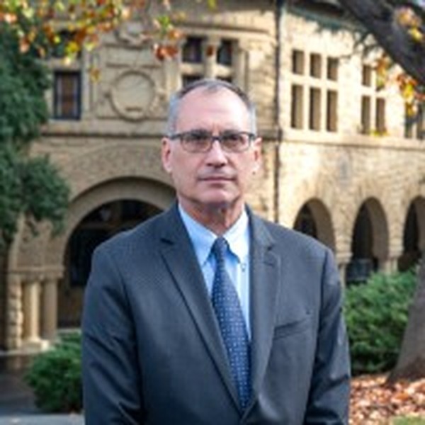 Dr. Isik Kizilyalli