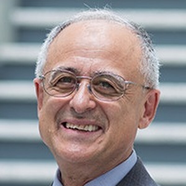 Mostafa Kaveh